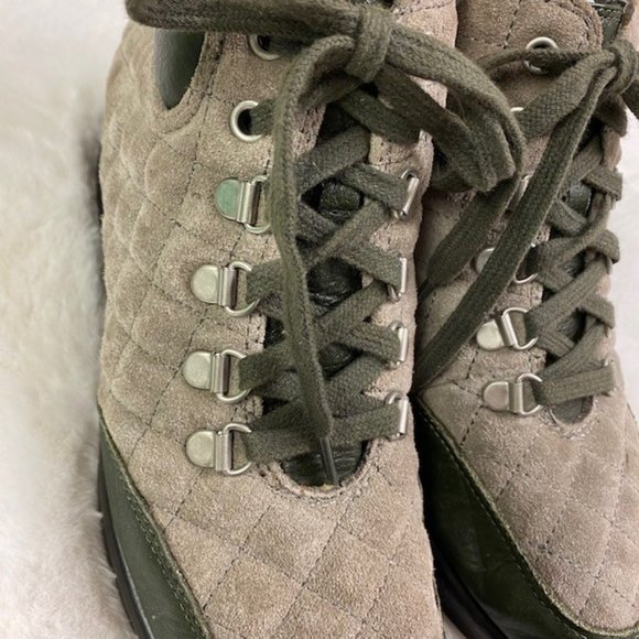 Aerosoles First Plan Suede Leather Wedge Ankle Boots, size 7 - Picture 3 of 10